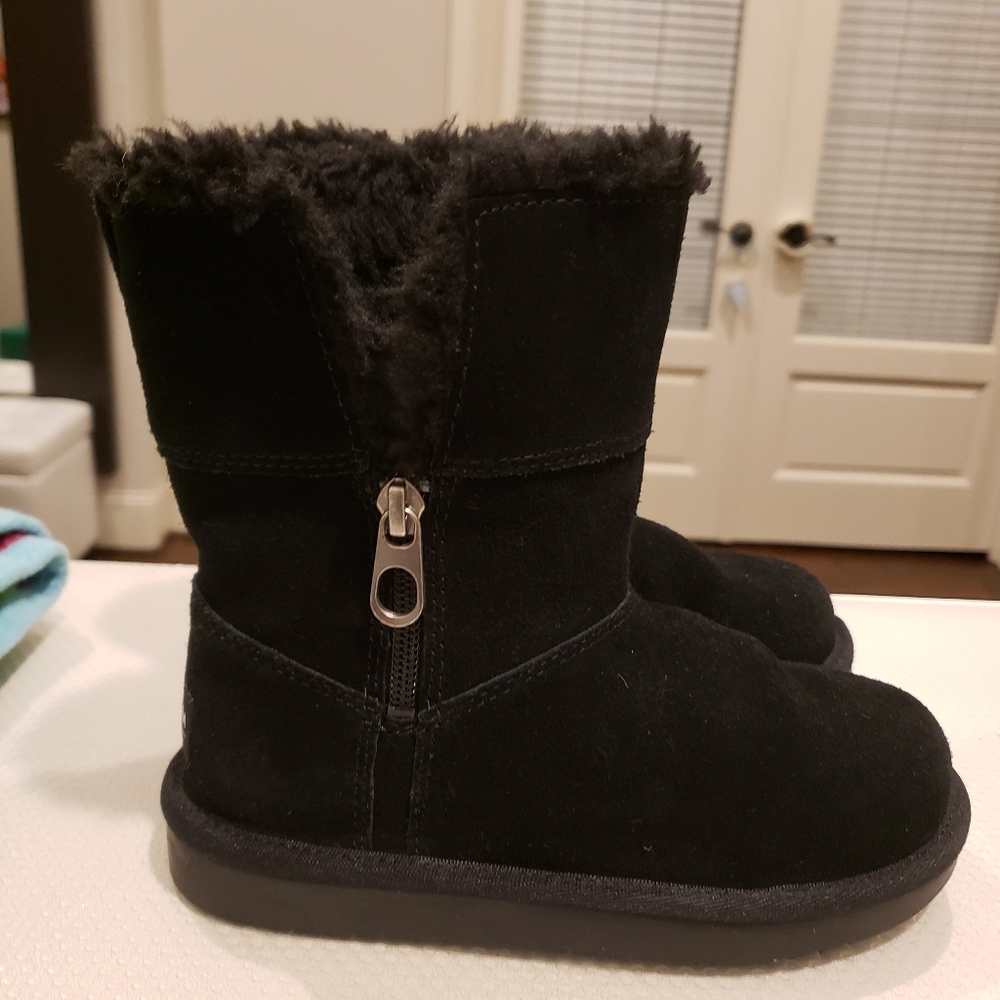 Girls boots